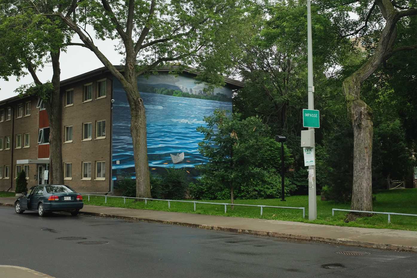 Montreal's public housing has some beautiful murals